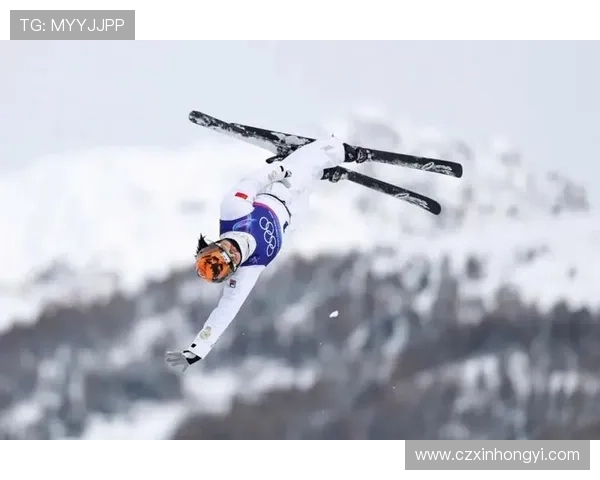 徐梦桃勇夺自由式滑雪女子空中技巧冠军